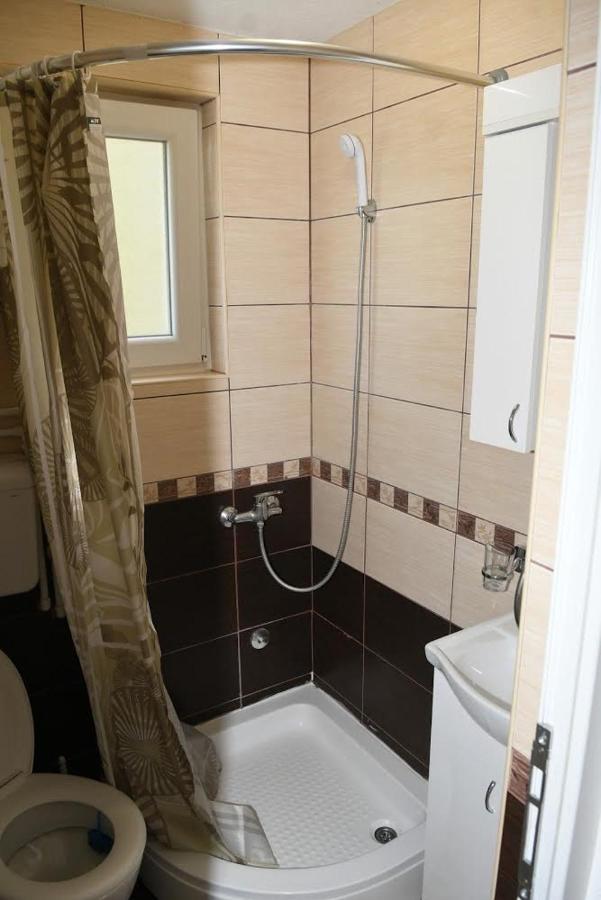 Sobe Alex Apartment Veliko Gradiste Exterior photo
